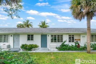 Main picture of 211 Sunrise Ave