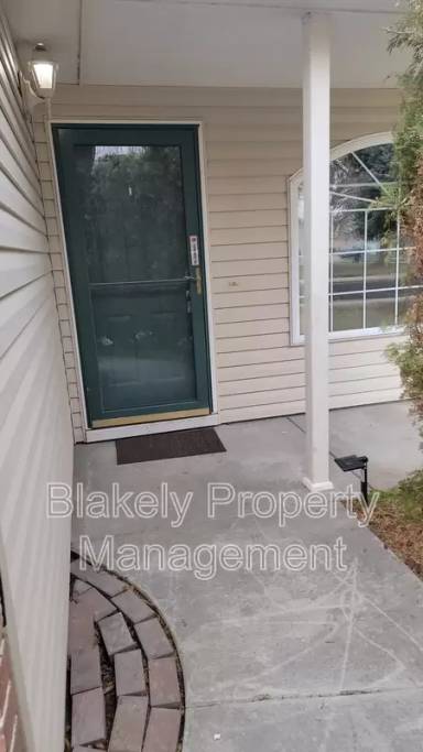 Main picture of 529 Knights Cir