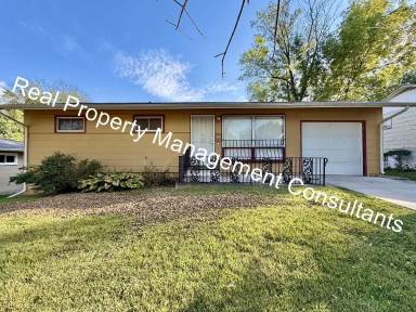 Main picture of 4001 E 47th St