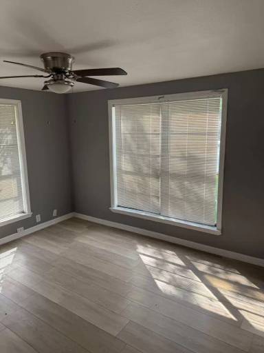 Main picture of 1190 Campus St