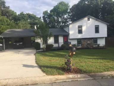 Main picture of 1377 Raintree Dr