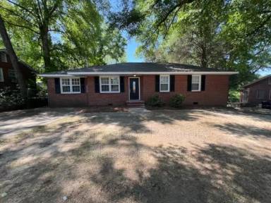 Main picture of 4460 Sims St