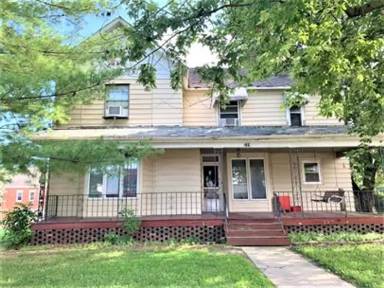 Main picture of 229 E Lincoln
