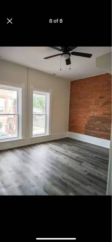 Main picture of 105 N Main St