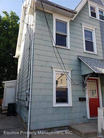 Main picture of 817 Evans St