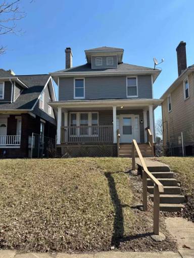 Main picture of 1170 Walters St
