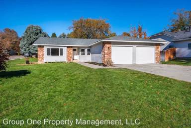 Main picture of 500 Mango Dr