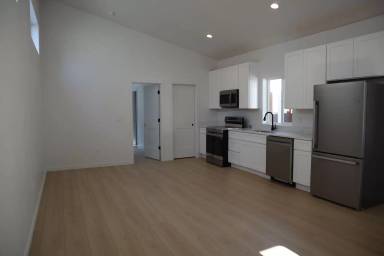 Main picture of 313 N 21st St