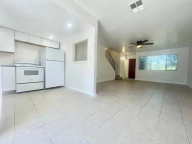 Main picture of 4404 Manchester Ave
