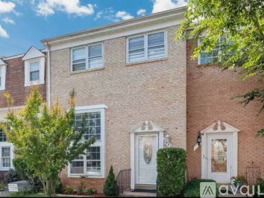 Main picture of 8446 Willow Glen Ct