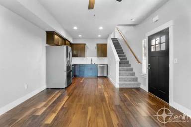 Main picture of 1530 NW 29th Pl