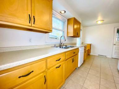 Main picture of 1128 Oregon St