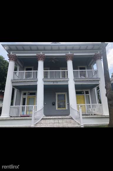Main picture of 208 E Arsenal