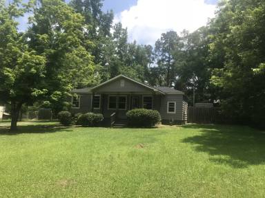 Main picture of 5908 Hodges Dr