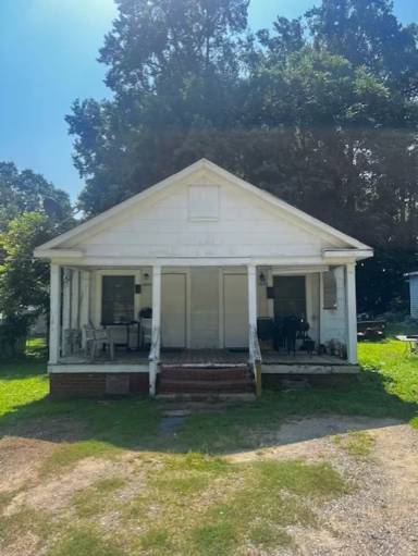 Main picture of 409B Birch St