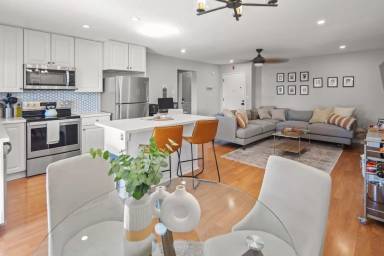 Main picture of 7858 Cowles Mountain Ct