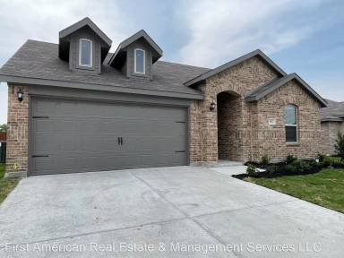 Main picture of 5817 Brookville Dr