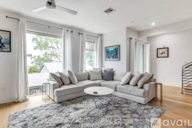 Main picture of 2222 Moser Ave