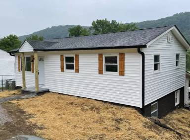 Main picture of 3106 Greenway Dr