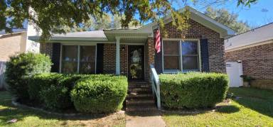 Main picture of 125 Wynn Rd