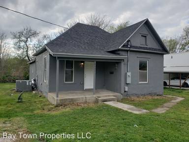 Main picture of 2027 N Summit Ave