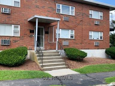 Main picture of Glenmeadow Condominiums