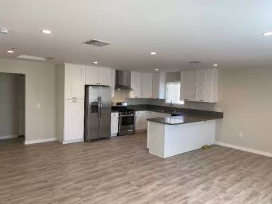 Main picture of 3240 Andrita St