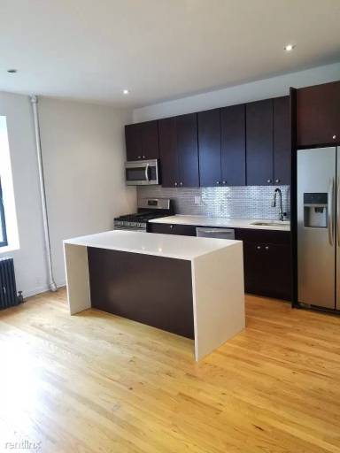 Main picture of 286 Eastern Pkwy