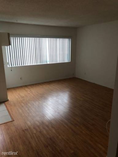 Main picture of 600 N Mariposa St