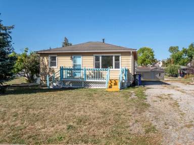 Main picture of 3200 Schaeffer Dr SW