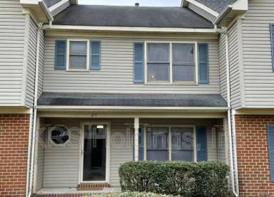 Main picture of 25 Hollis Wood Dr