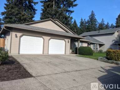 Main picture of 13204 NE 46th St