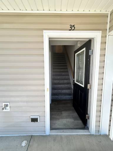 Main picture of 35 Kimberley St
