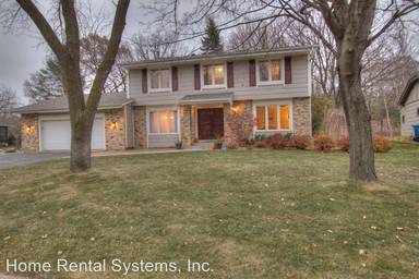 Main picture of 8629 Wood Cliff Rd