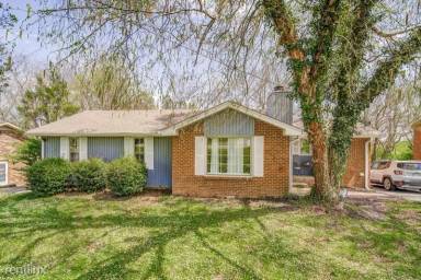 Main picture of 115 Hillside Dr