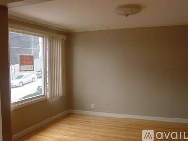 Main picture of 2657 Leavenworth St