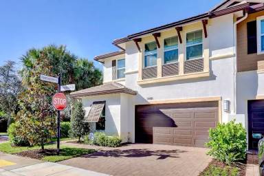 Main picture of 11401 Pointe Midtown Dr