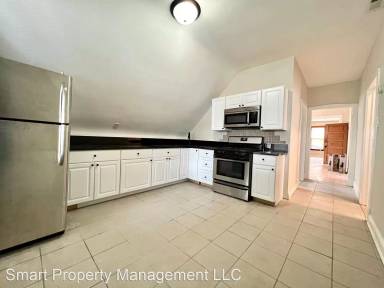 Main picture of 1841 N Keystone Ave