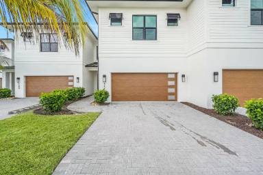 Main picture of 111 Watson Dr