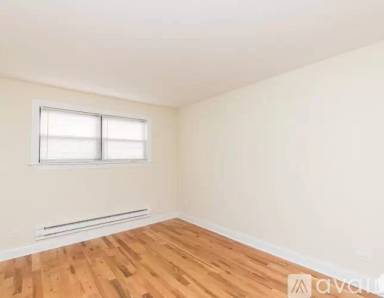 Main picture of 555 W Arlington Apartments