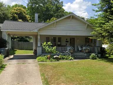 Main picture of 621 Holly St