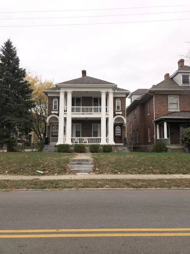 Main picture of 607 Forest Ave