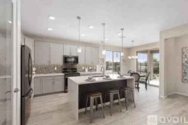 Main picture of 669 W Nova Ct