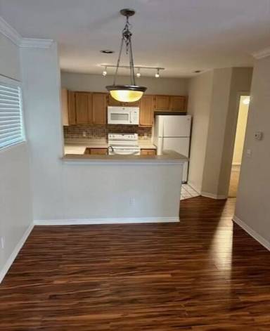 Main picture of The Villas at Marsh Landing
