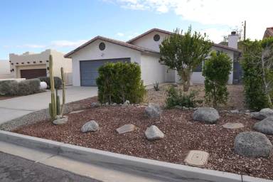 Main picture of 53810 Avenida Cortez