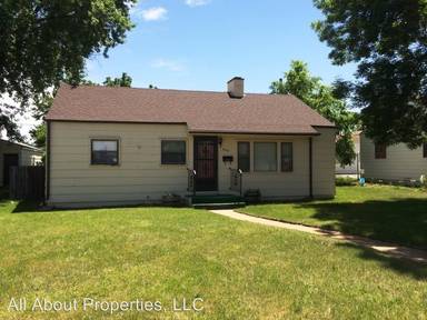 Main picture of 2410 W 7th St