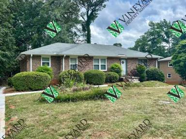Main picture of 993 Walnut Cir SW