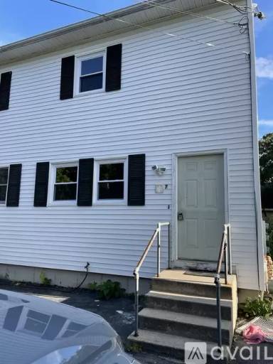 Main picture of 41 Forest Ave