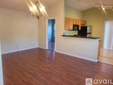 Main picture of 3009 Hollybrooke Dr