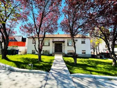 Main picture of 1064 E 500 S